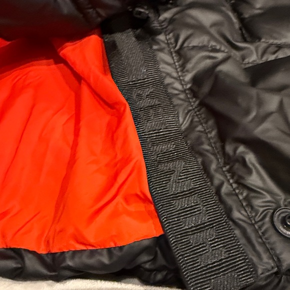 Hunter Doby Marshmallow Puffer Vest - Picture 4 of 7